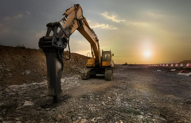 Mengenal Lebih Jauh Tentang Hydraulik Breaker Mulai dari Penggunaan, Manfaat dan perannya dalam Konstruksi