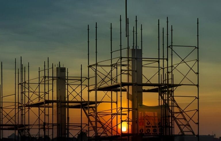 Mengetahui Bahaya Penggunaan Scaffolding di Tempat Konstruksi